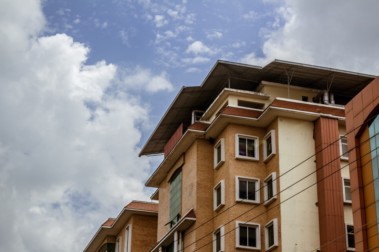 Maison à louer : Villa 4 chambres - Brazzaville, Poto-Poto - 500 000 XAF/mois